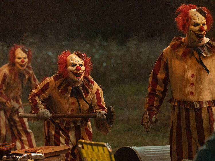 El payaso del maizal: Eli Craig reinventa el terror con humor y crítica social