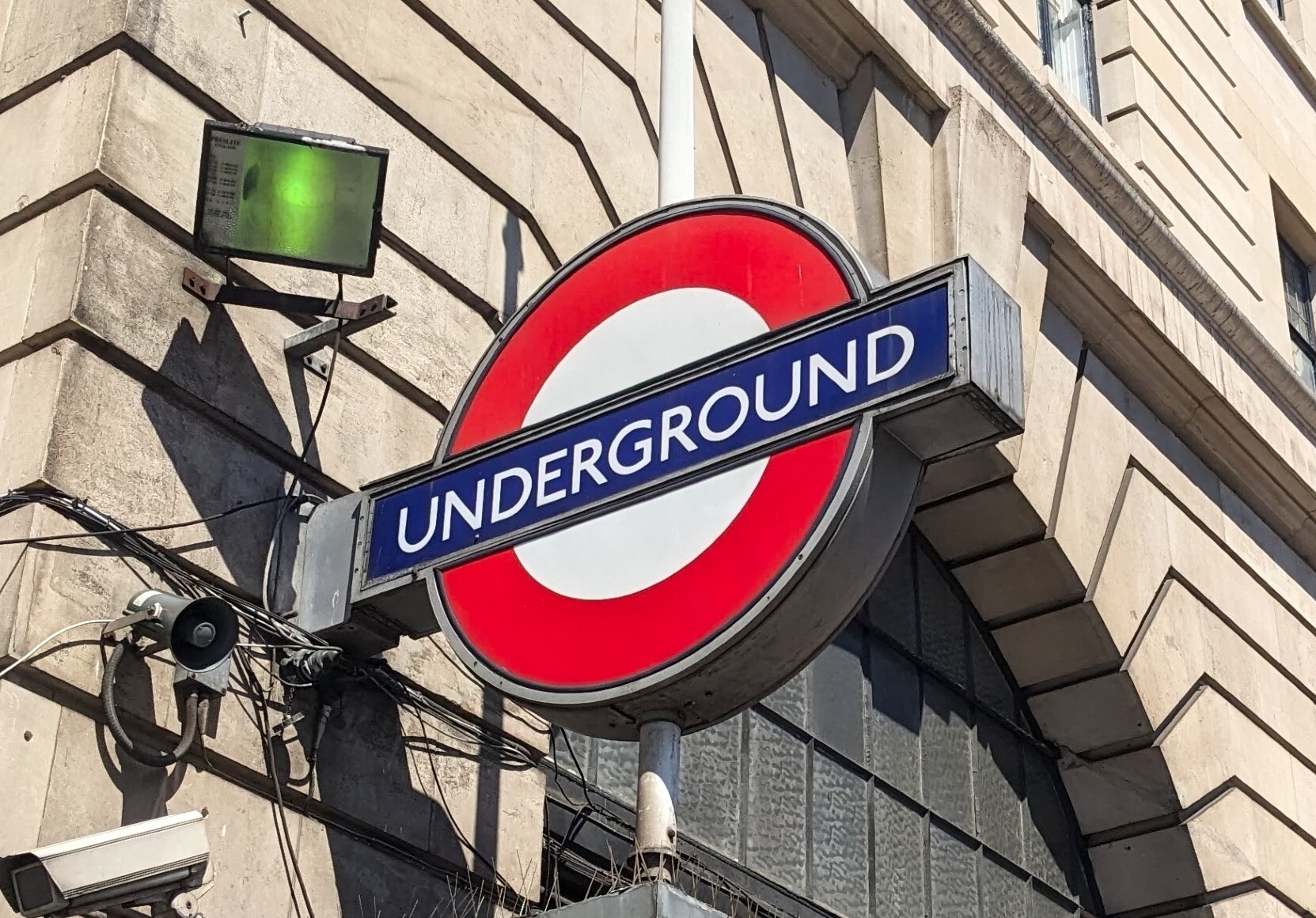 London travel disruption this weekend: full list of tube and train closures for October 10-12