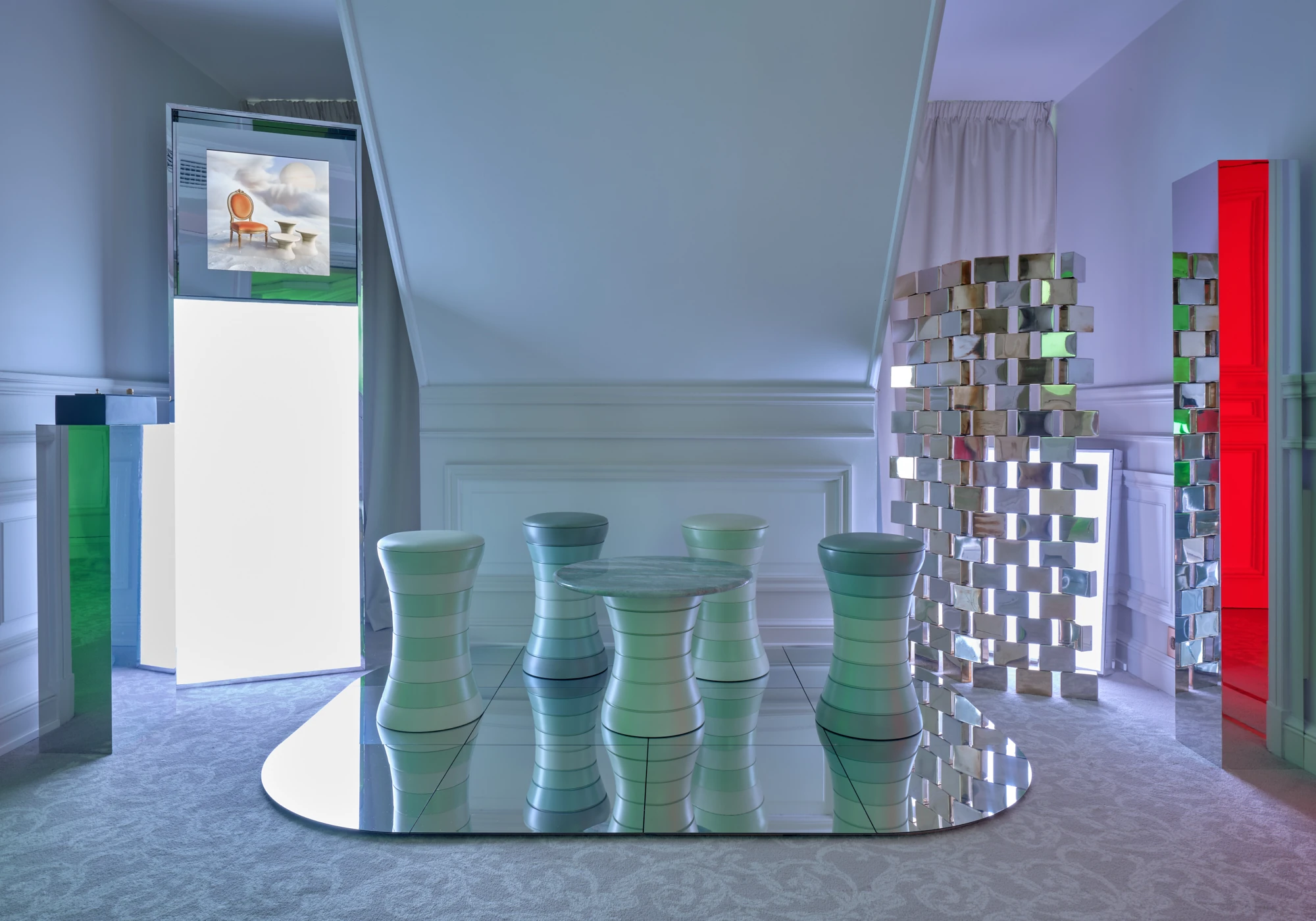 La nouvelle suite du Meurice o&ugrave; l&rsquo;on dort dans une &oelig;uvre d&rsquo;art immersive