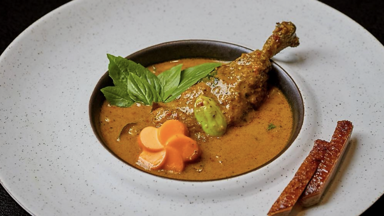  Thai Library x Royd 4-hand dinner series