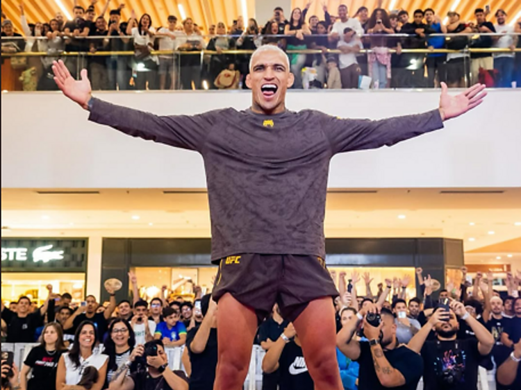UFC Rio 2025: Charles "Do Bronx" Oliveira lidera card histórico na Jeunesse Arena