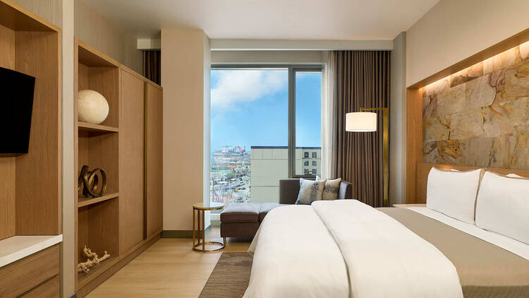 The Westin Flushing LaGuardia Airport