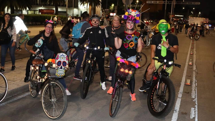 paseo nocturno dia de muertos 2025 cdmx