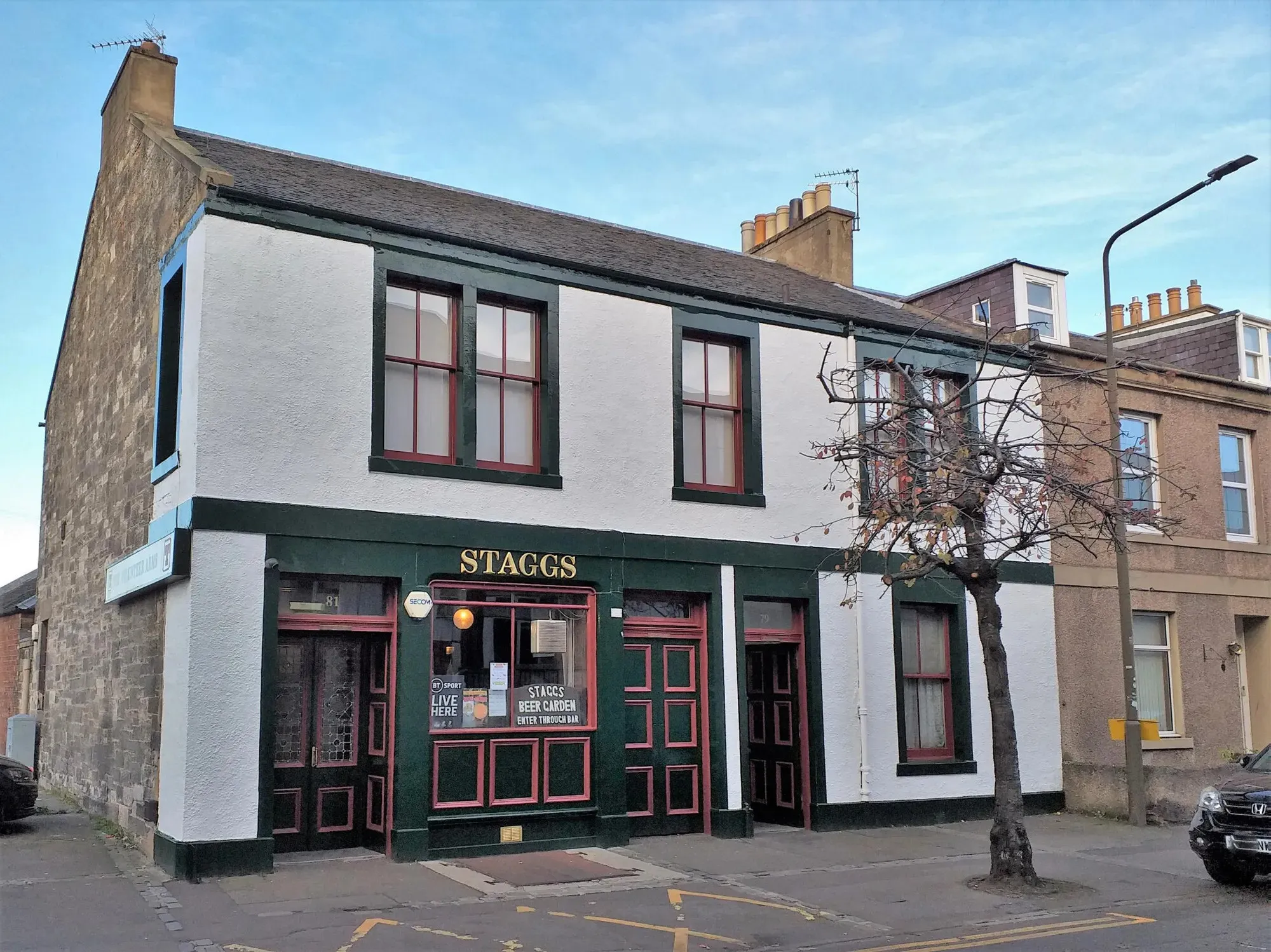 Volunteer Arms (Staggs), Musselburgh