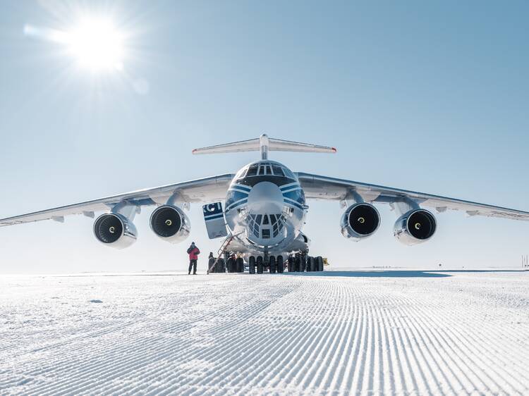 The best way to travel to Antarctica from Cape Town