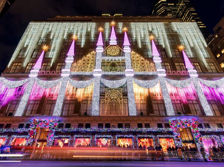 The Saks holiday light show is coming back for 2025âand promises a glitzy NYC spectacle The Saks holiday light show is coming back for 2025âand promises a glitzy NYC spectacle