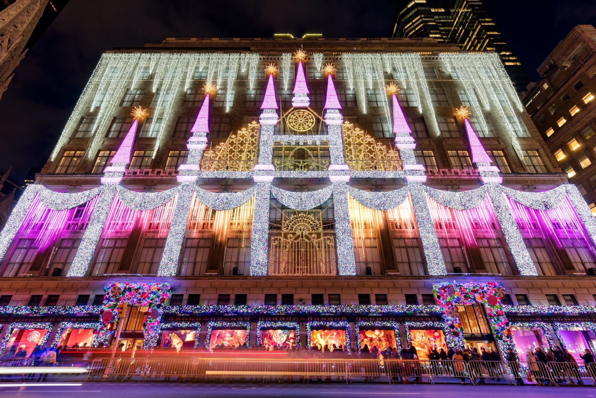 The Saks holiday light show is coming back for 2025-and promises a glitzy NYC spectacle