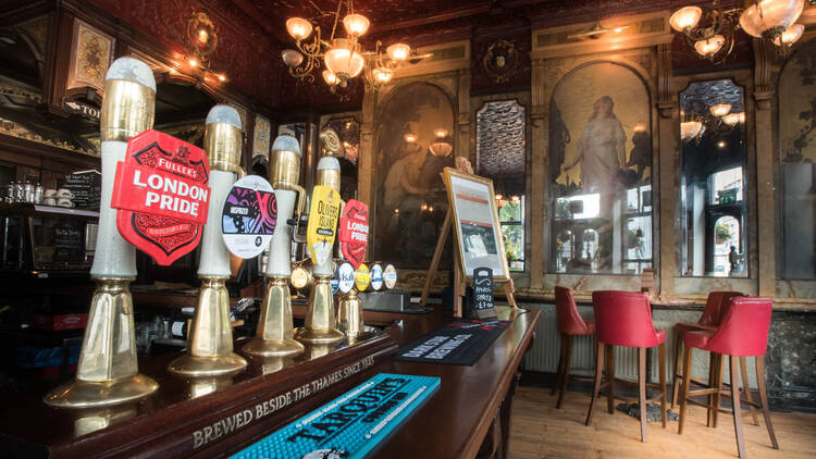 The Viaduct Tavern, Newgate