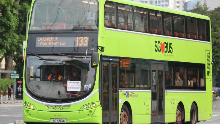 Singapore bus