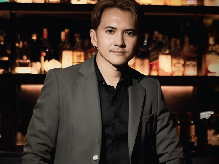 Khun Tommy rooftop bar takeover