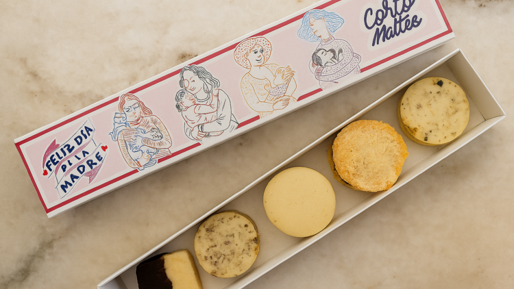 Corto Maltés: caja de alfajores exclusivos