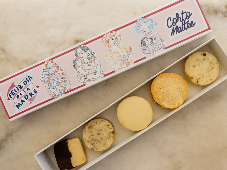 Corto Maltés: caja de alfajores exclusivos
