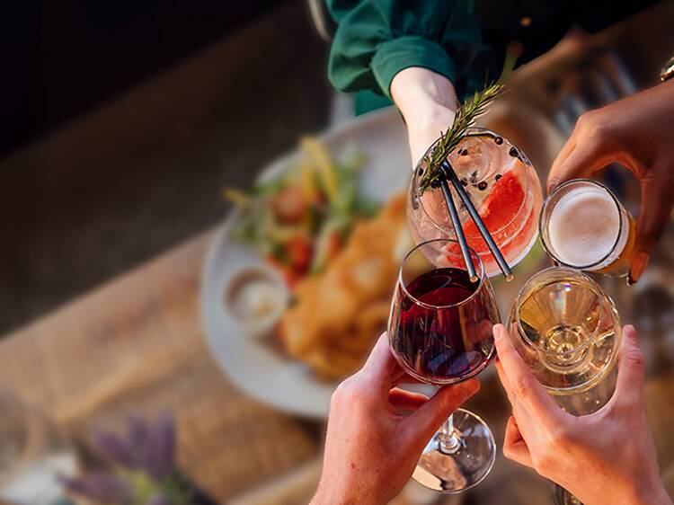 微醺時刻：指定餐廳免費飲品，為夜生活添上情調