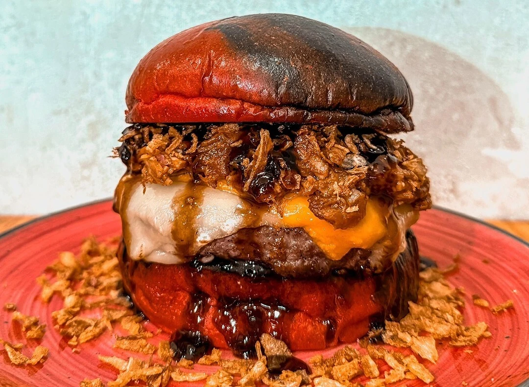 Venom Fire, Arde. @laburgerfest