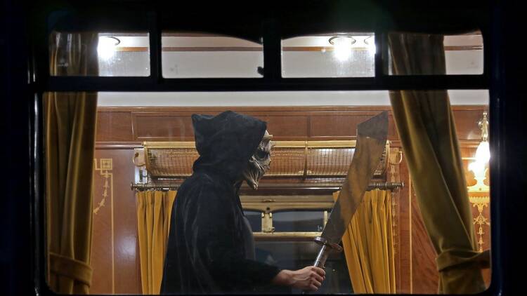 Pasar la noche en un museo donde se respira el terror