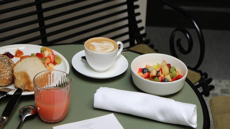 Breakfast at Château Royal Berlin