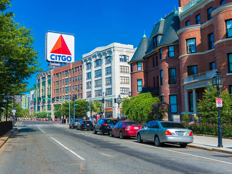Boston’s iconic Citgo sign is moving for the first time in 60 years Boston’s iconic Citgo sign is moving for the first time in 60 years