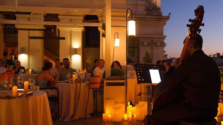 Disfrutar la noche en vela con un menú exclusivo