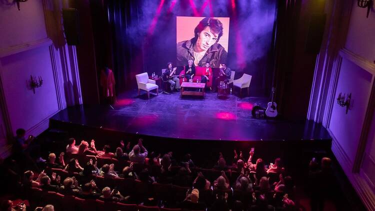 Vuelve TEATRÍSIMO Vuelve TEATRÍSIMO