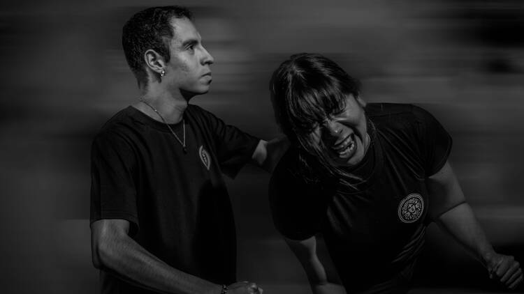 Plutón: teatro a oscuras que transforma el miedo en reflexión