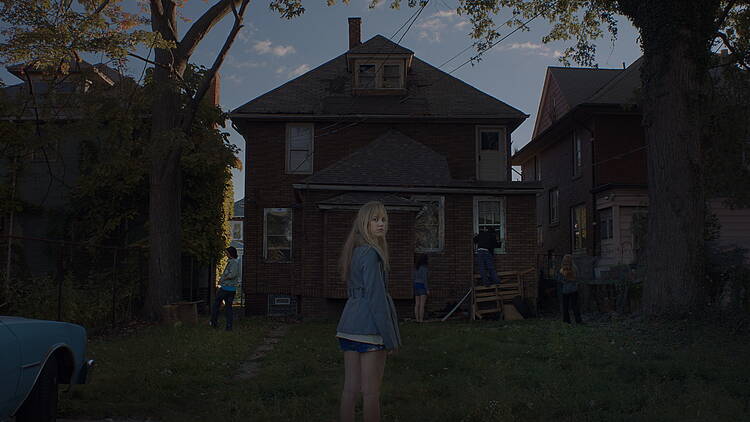 It Follows (2014)