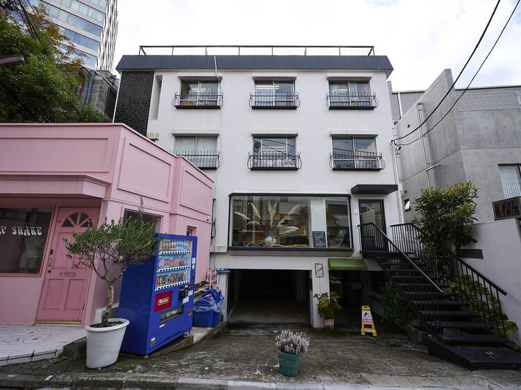 キラー通りの名物スポット、ヴィラ内川で行くべき店5選