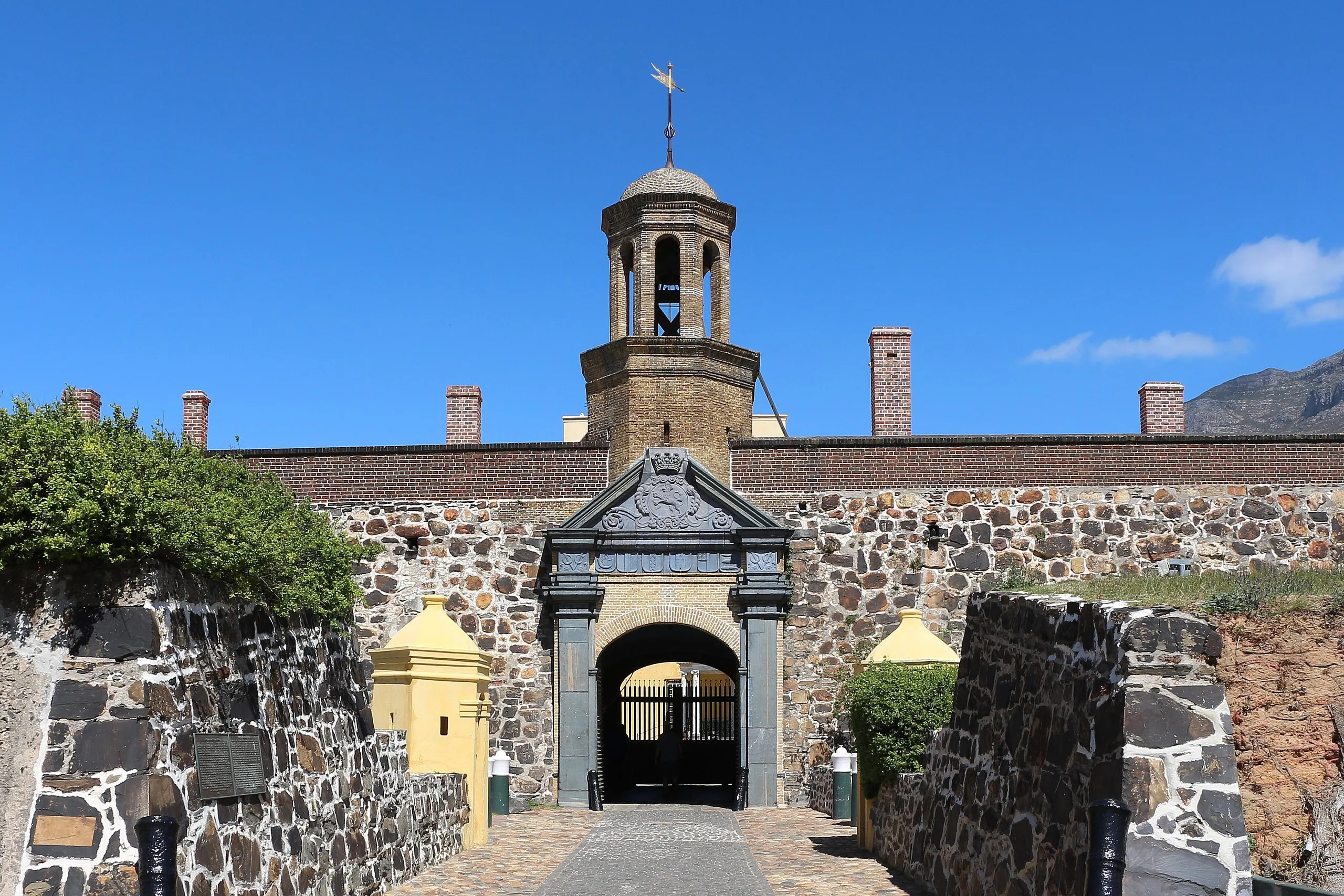 Wikipedia Cape Town Castle.