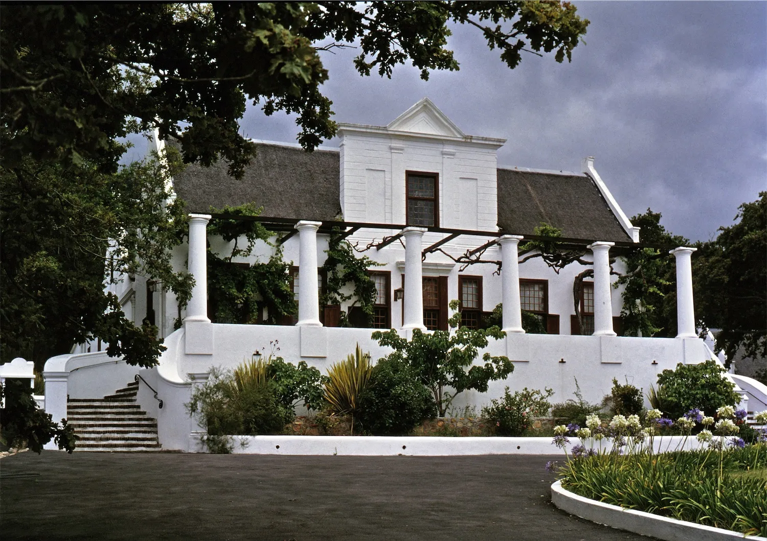 Tokai Manor House and the legend of a ghostly horse rider.