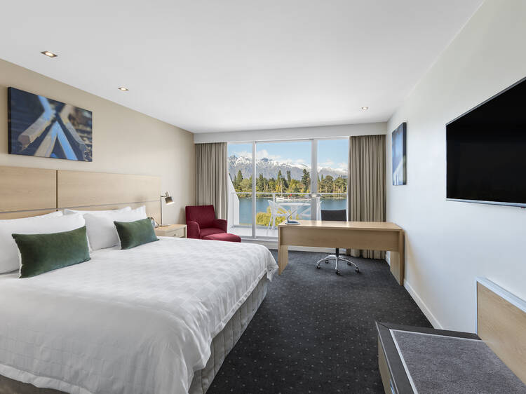 Crowne Plaza Queenstown by IHG