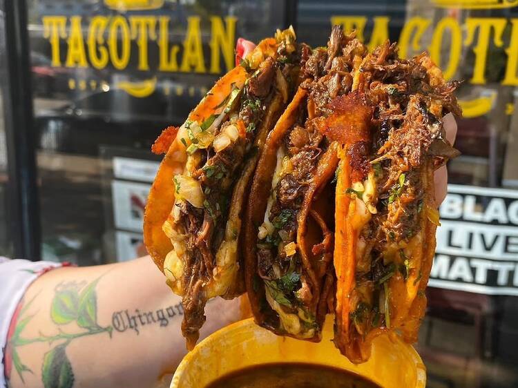 These two new restaurants serve viral birria tacos and Michelin-level sandwiches under the same roof in the West Loop These two new restaurants serve viral birria tacos and Michelin-level sandwiches under the same roof in the West Loop
