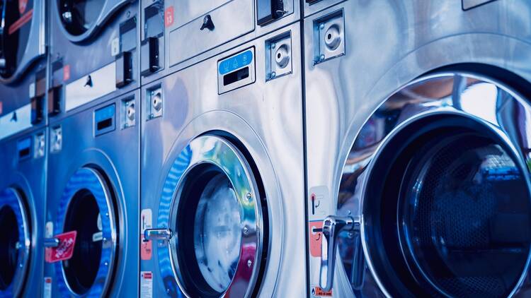 Industrial laundromat machines