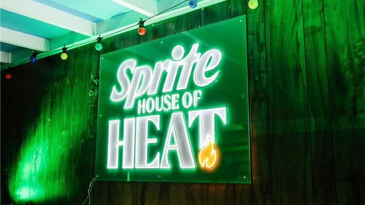 Neon sign