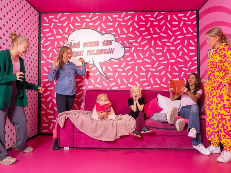 Hulluttele keittiössä ja taikasohvalla Hulluttele keittiössä ja taikasohvalla