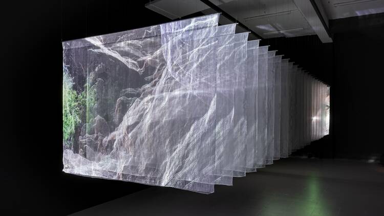 "As We Fade", de Saodat Ismailova, na Kunsthalle Lissabon "As We Fade", de Saodat Ismailova, na Kunsthalle Lissabon