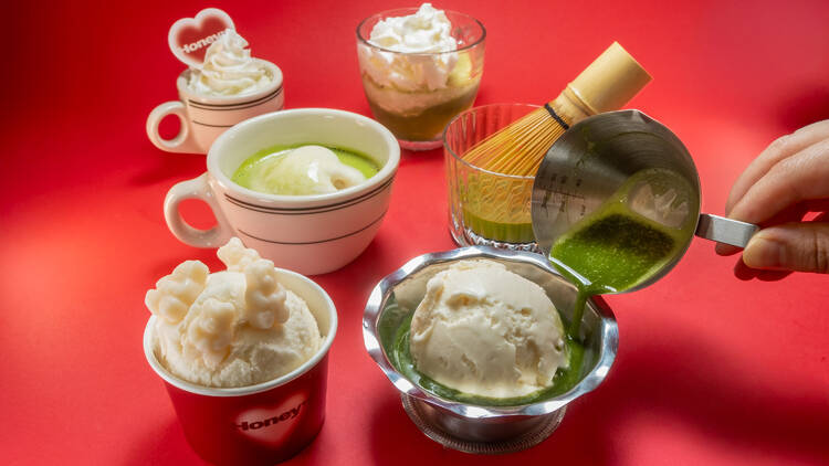 Honey's Ice Cream (Honey's Ice Cream)