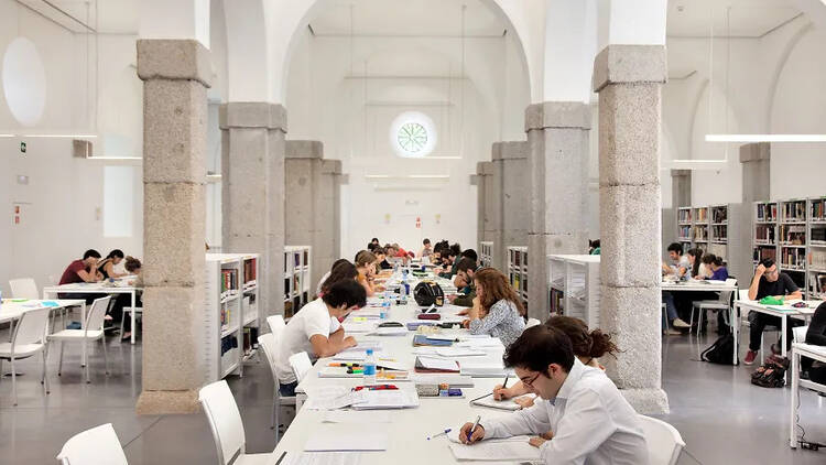 Biblioteca Pública Benito Pérez Galdós Biblioteca Pública Benito Pérez Galdós