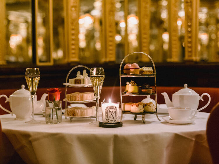 Tuck into a festive feast Tuck into a festive feast