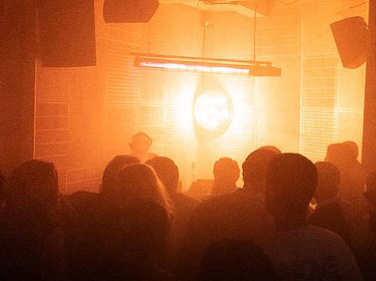 Join local heroes Sarayu and DOTT as they bring homegrown grooves to match Ransom Note, the collective’s London vibe