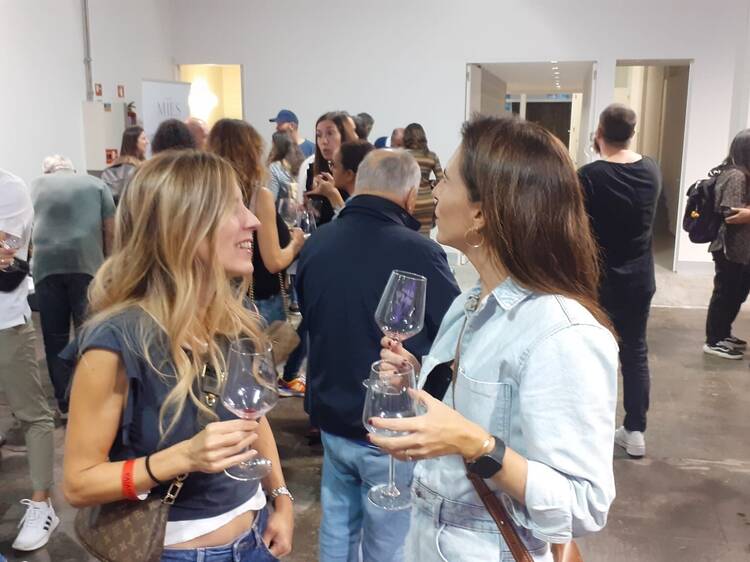 El Bon VIVA: Un afterwork de cata de vinos con 140 referencias