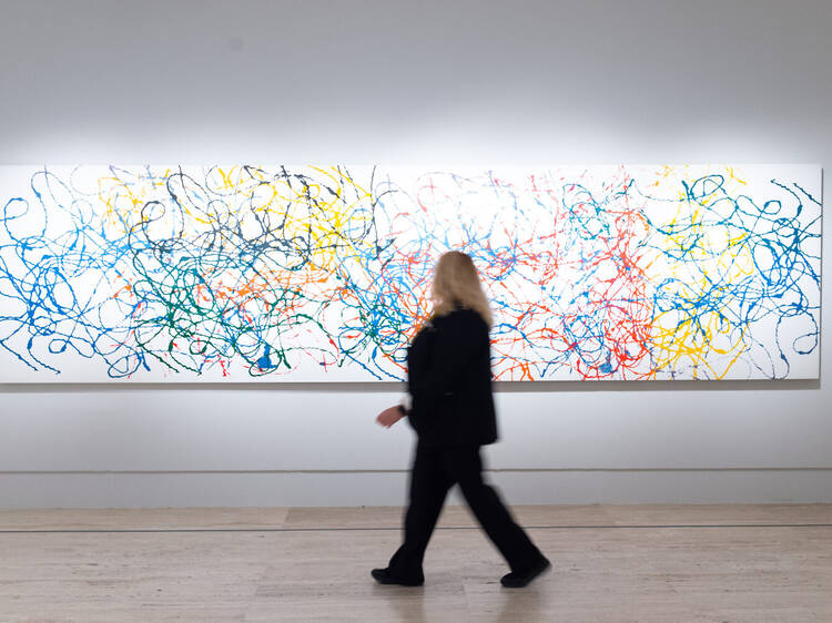 Planazos para este fin de semana en Madrid: vivir en un palacio la Inglaterra de Jane Austen, pasear entre obras de Warhol y Pollock inéditas en España, comer un buen cachopo y subir gratis a trenes históricos Planazos para este fin de semana en Madrid: vivir en un palacio la Inglaterra de Jane Austen, pasear entre obras de Warhol y Pollock inéditas en España, comer un buen cachopo y subir gratis a trenes históricos