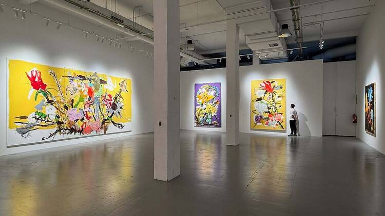 VETA by Fer Francés. Vista de la exposición ‘Flowers of Romance’ de Jorge Galindo