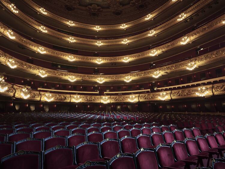 2 - Assister à un opéra romantique dans l’un des plus beaux édifices d’Europe