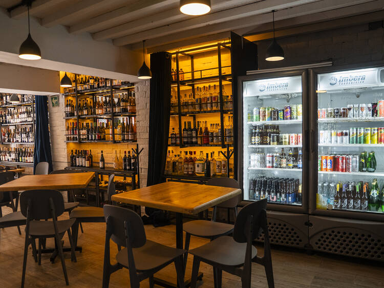 La Fiambrería Wine Bar