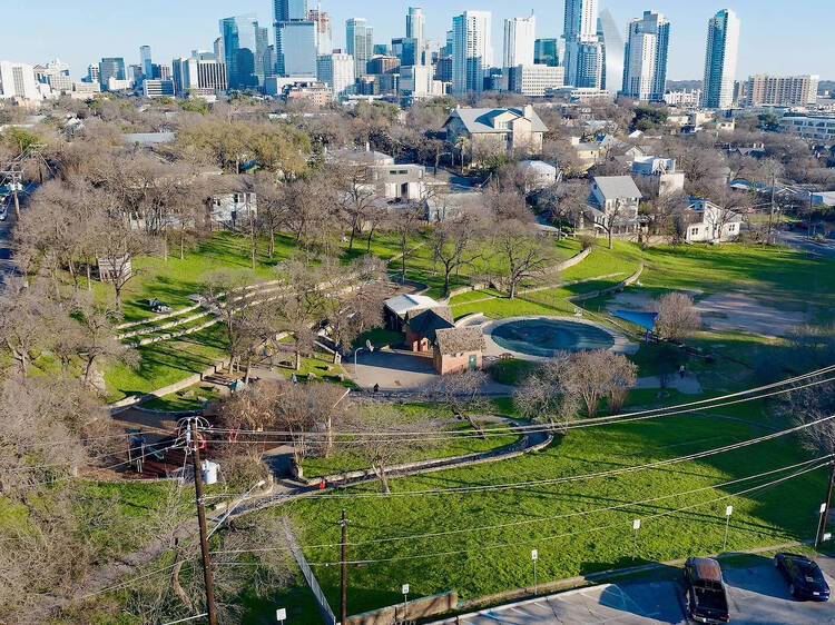 クラークスビル(オースティン) クラークスビル(オースティン)