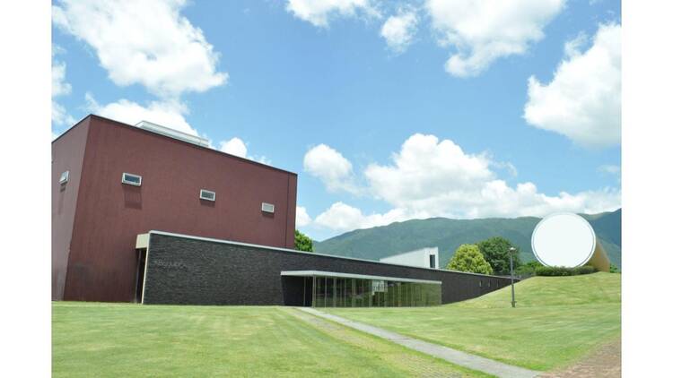 奈義町現代美術館