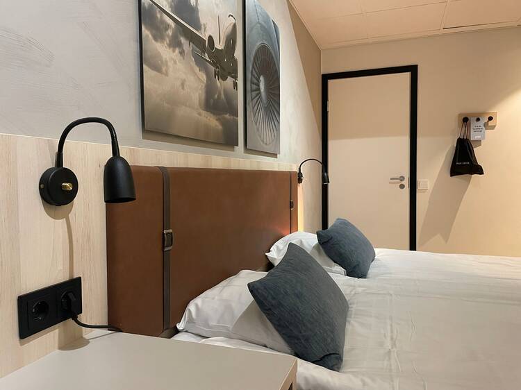 Pilot Airport Hotel