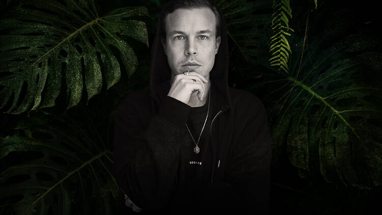 Catch the deep bass feeling with live melodic house euphoria with Fahlberg, live at Cafe Del Mar Catch the deep bass feeling with live melodic house euphoria with Fahlberg, live at Cafe Del Mar