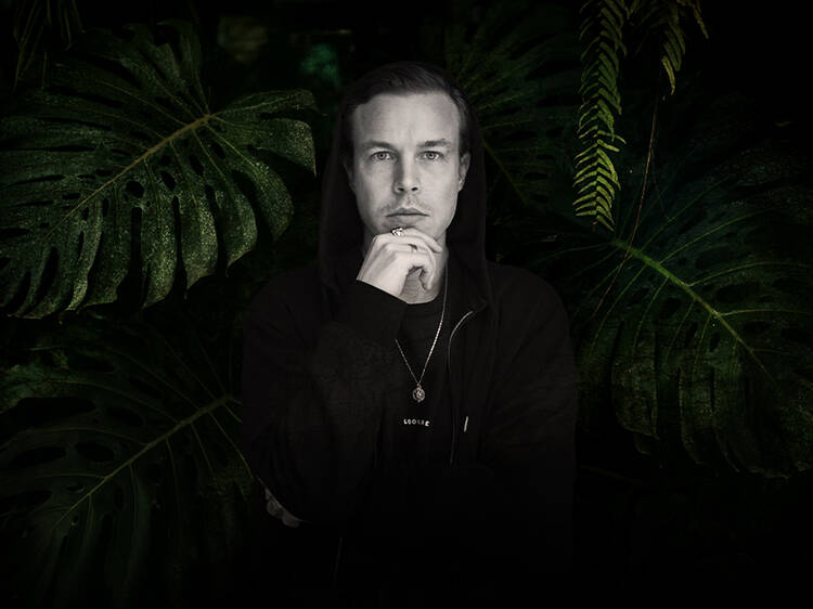 Catch the deep bass feeling with live melodic house euphoria with Fahlberg, live at Cafe Del Mar Catch the deep bass feeling with live melodic house euphoria with Fahlberg, live at Cafe Del Mar