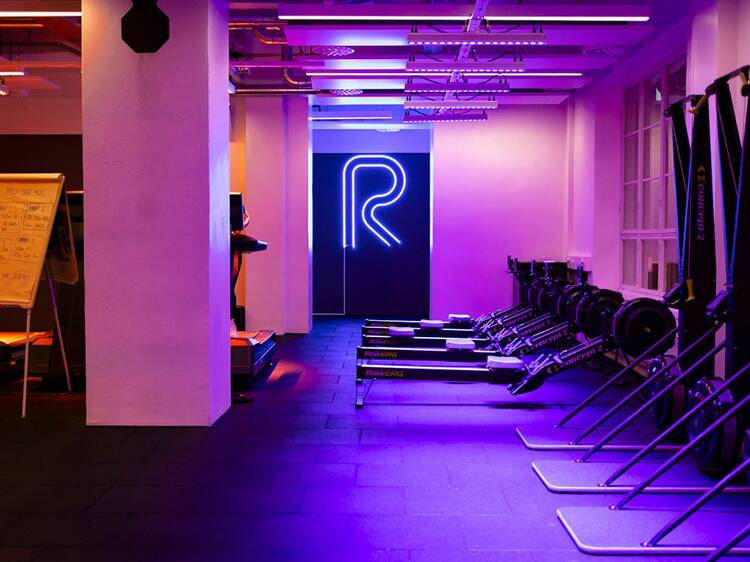 Challenge yourself with HYROX at Ole.Fit Vallila Challenge yourself with HYROX at Ole.Fit Vallila