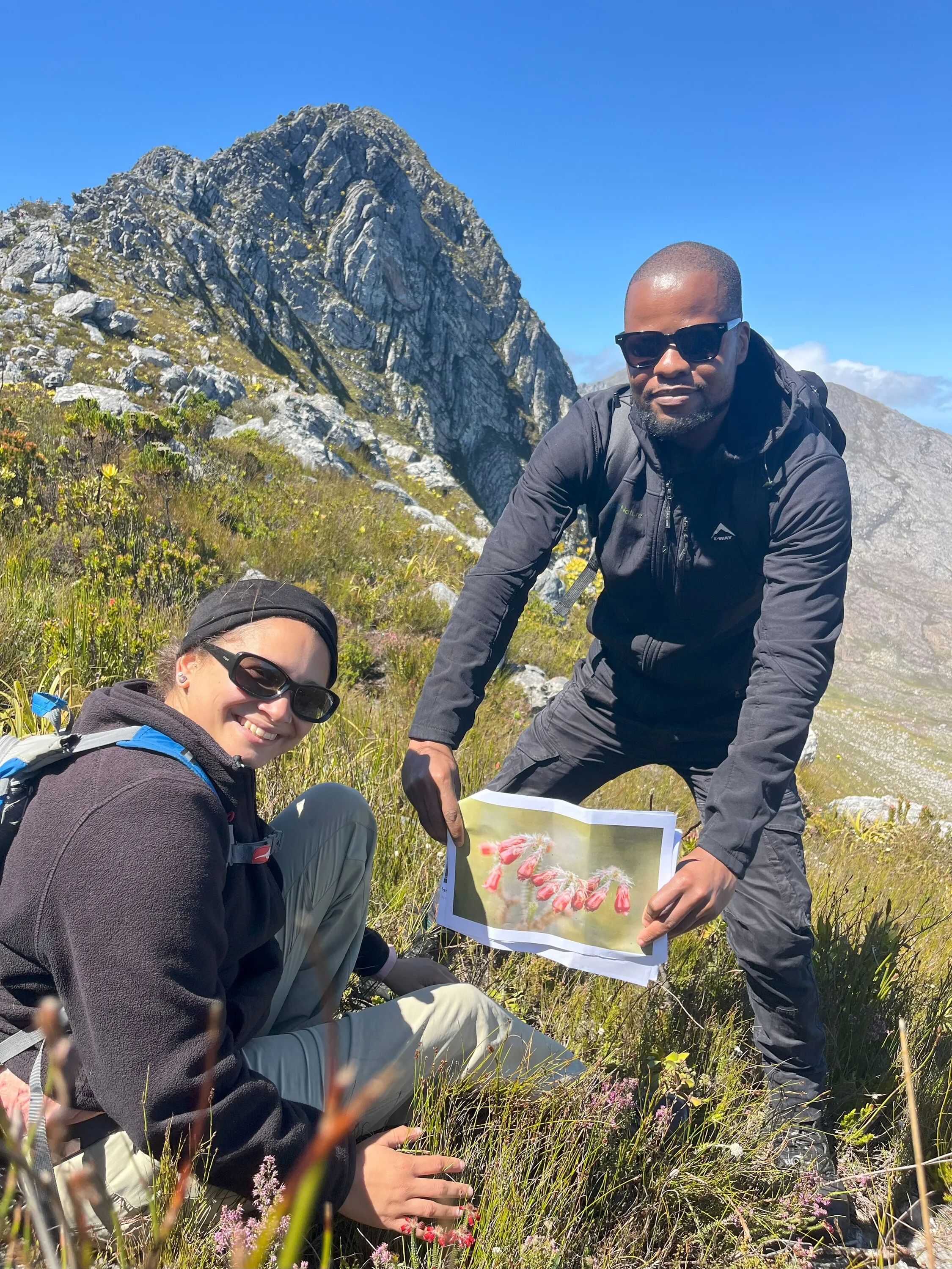 Takalani Makhomu takes a closer look at the find whilst Sylvia Wolita looks on as her find is confirmed